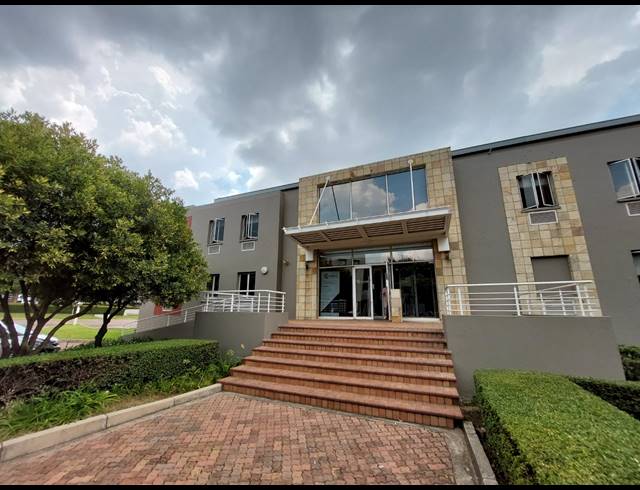 395M² OFFICE TO LET IN GREENSTONE HILL